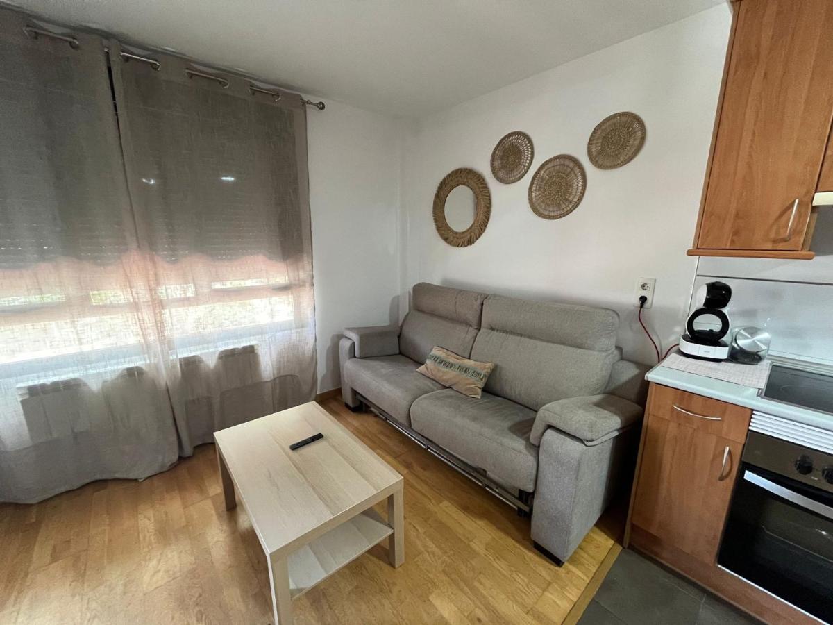 El Llano Job&Family Apartman La Puebla de Alfindén Kültér fotó