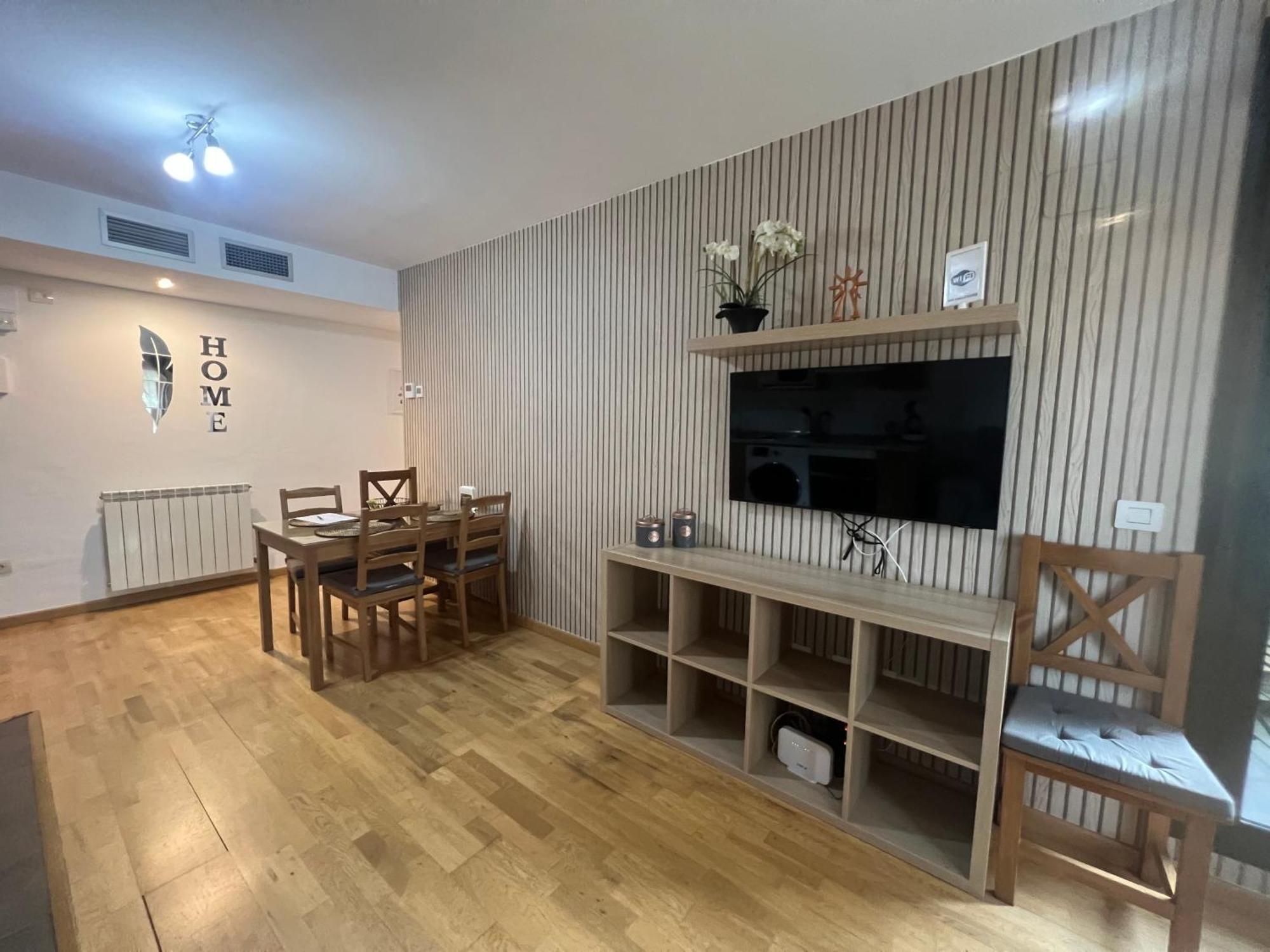 El Llano Job&Family Apartman La Puebla de Alfindén Kültér fotó